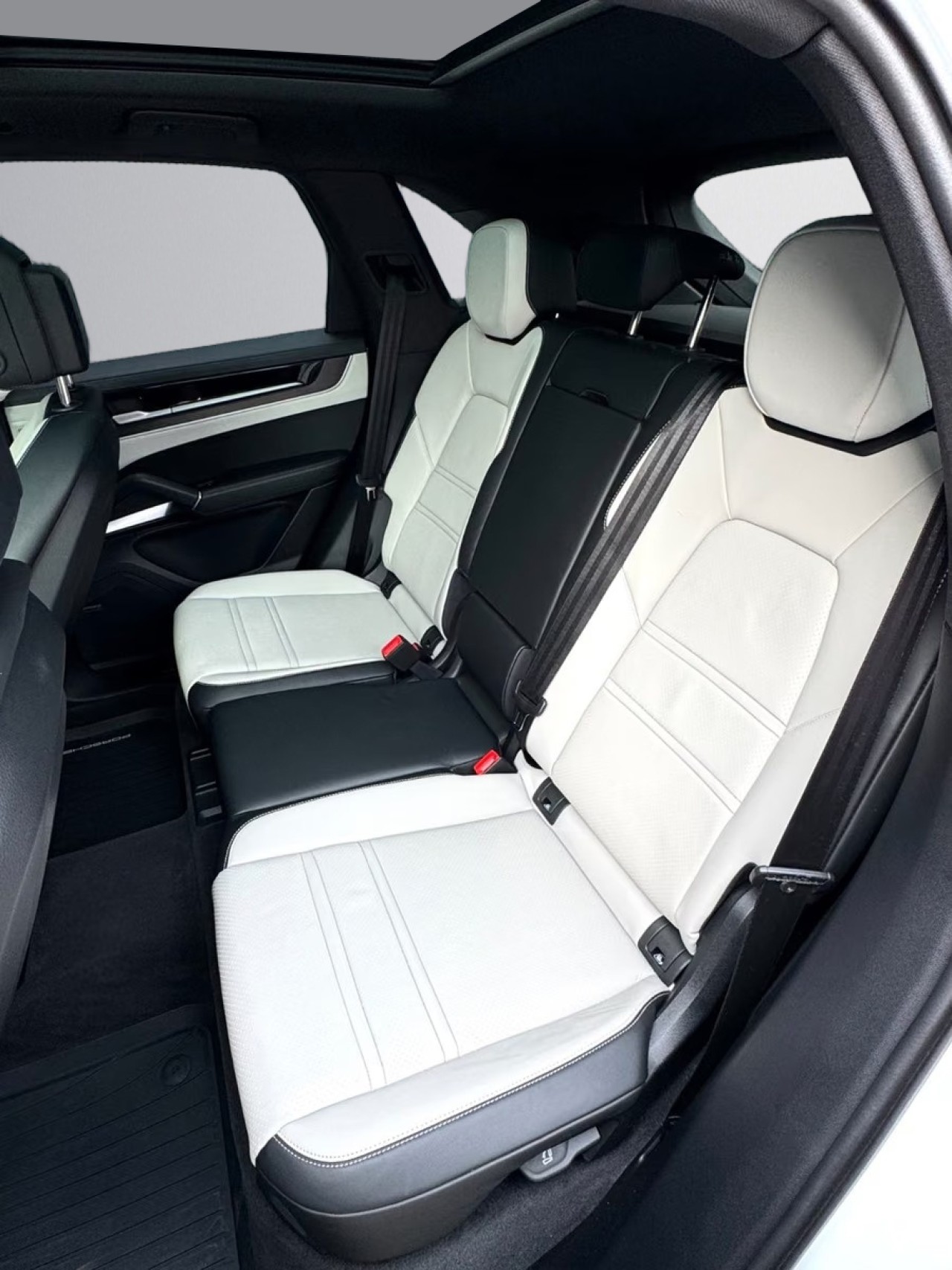 Porsche Cayenne - foto 19