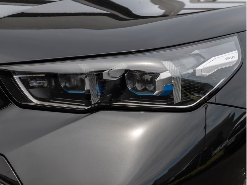 BMW 5 Series 2025 — imagine 16