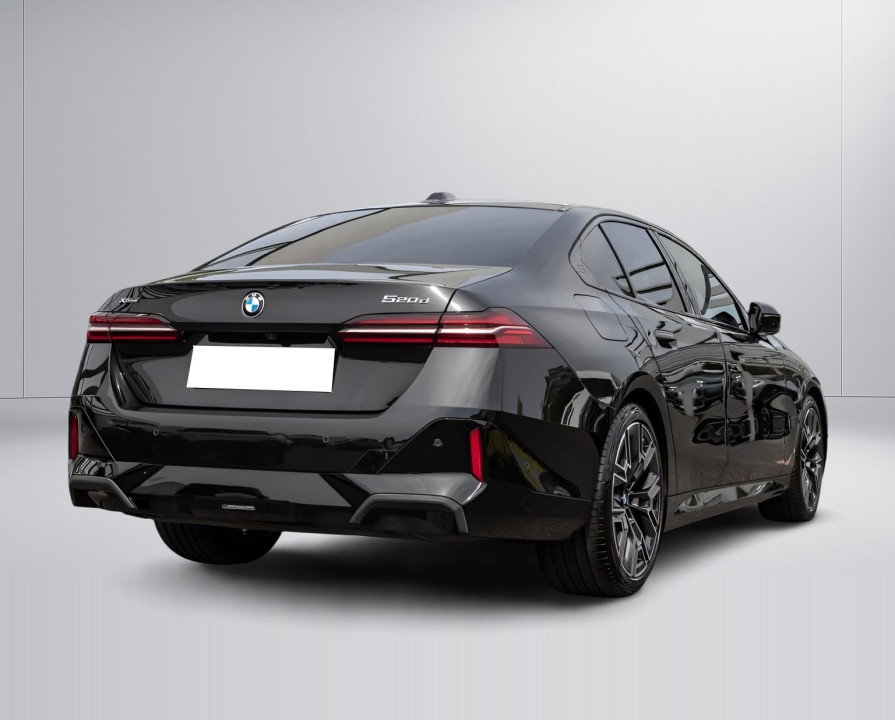 BMW 5 Series 2025 — imagine 2