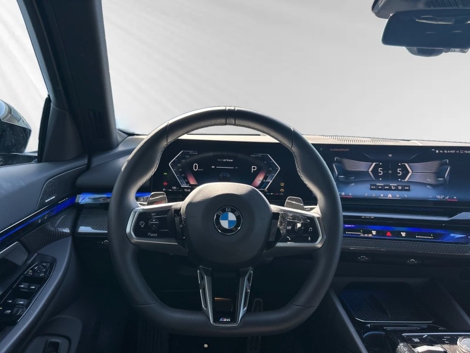 BMW Seria 5 520d xDrive M-Sport - foto 6