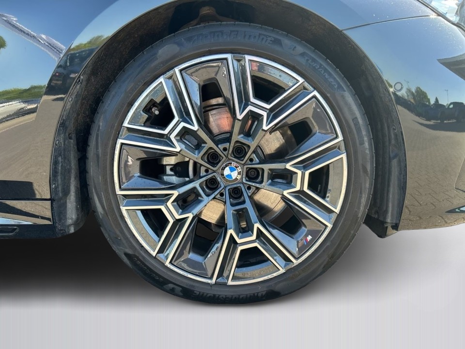 BMW Seria 5 520d xDrive M-Sport - foto 14