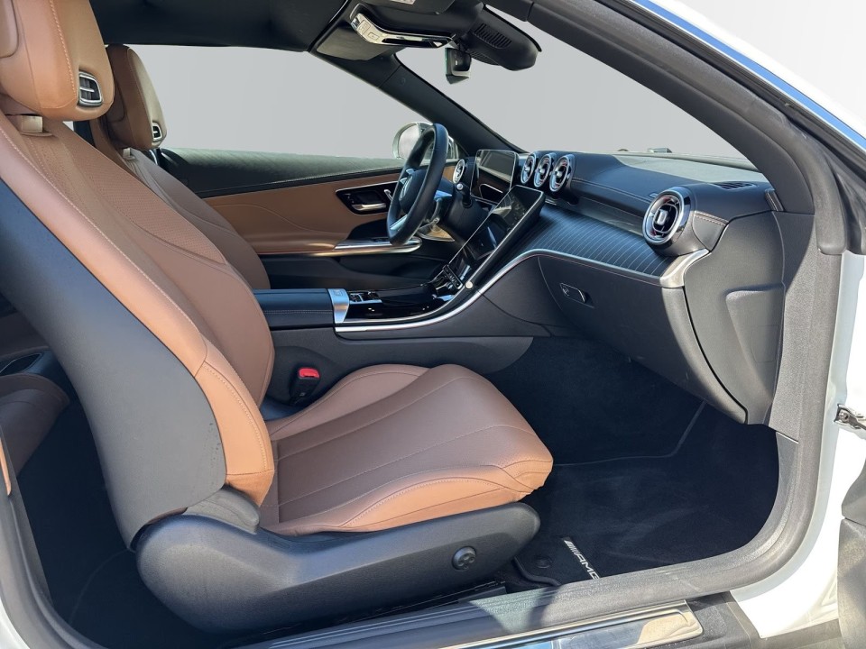 Mercedes-Benz CLE 300 4MATIC AMG Line Premium Plus - foto 9