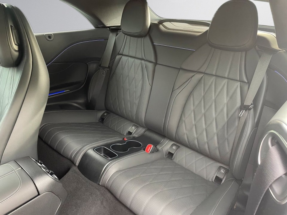 Mercedes-Benz CLE Cabriolet 300 4MATIC AMG Line - foto 14