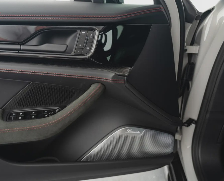 Porsche Panamera - foto 14