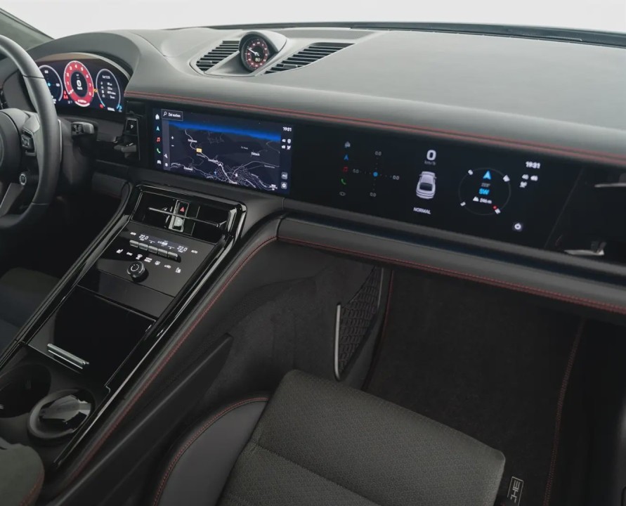 Porsche Panamera - foto 12