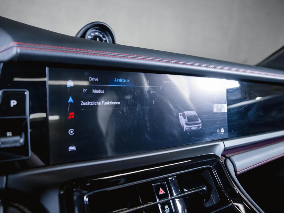 Porsche Panamera - foto 18