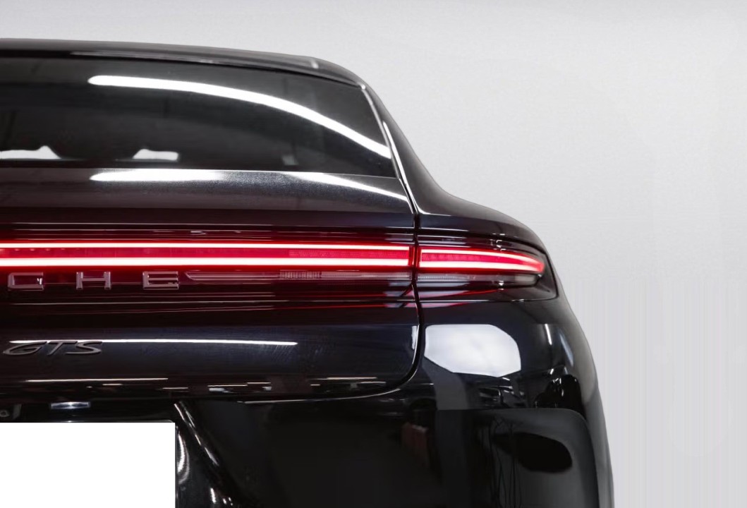 Porsche Panamera - foto 39