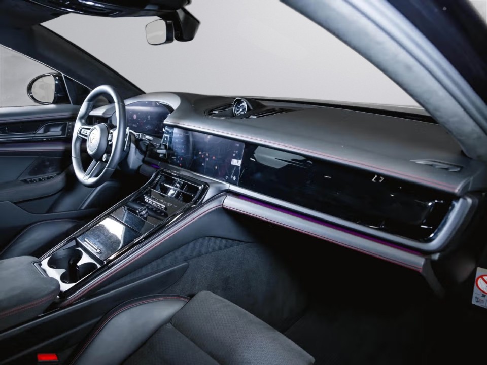 Porsche Panamera - foto 10