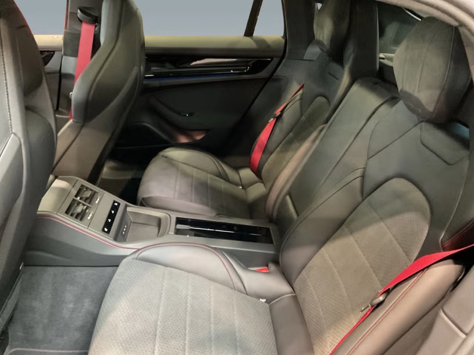 Porsche Panamera GTS - foto 13