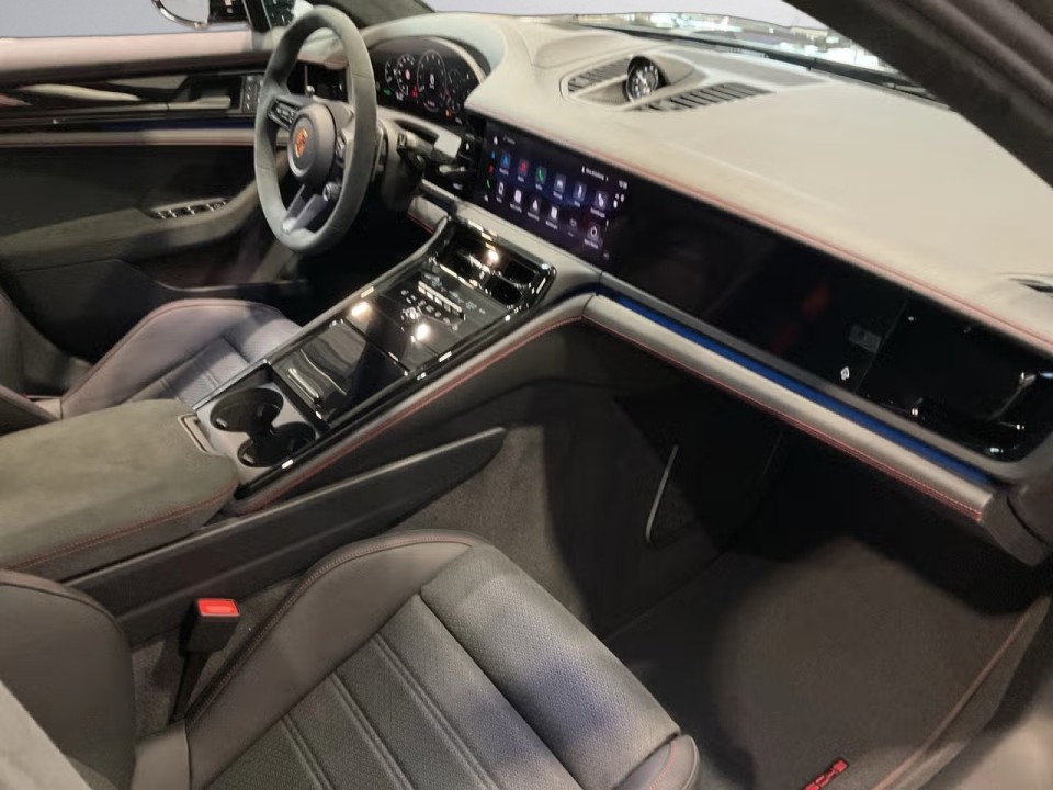Porsche Panamera GTS - foto 15