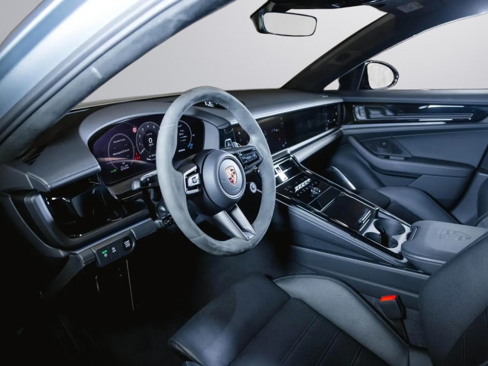 Porsche Panamera GTS - foto 8