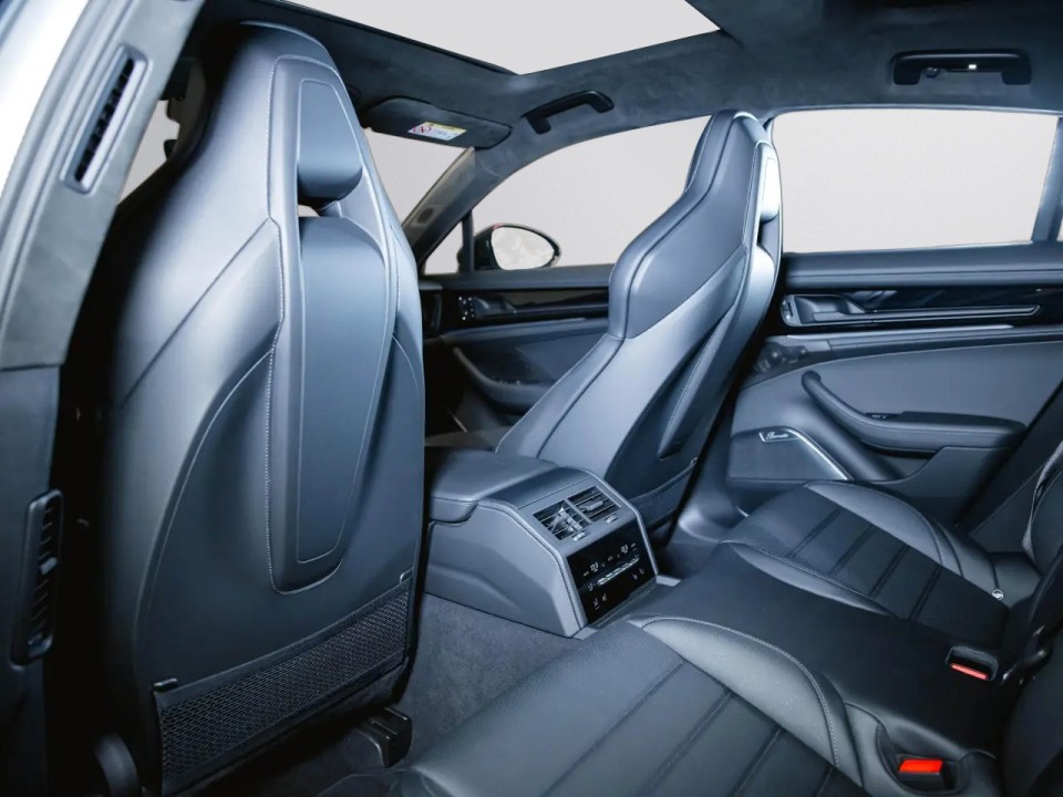 Porsche Panamera GTS - foto 30