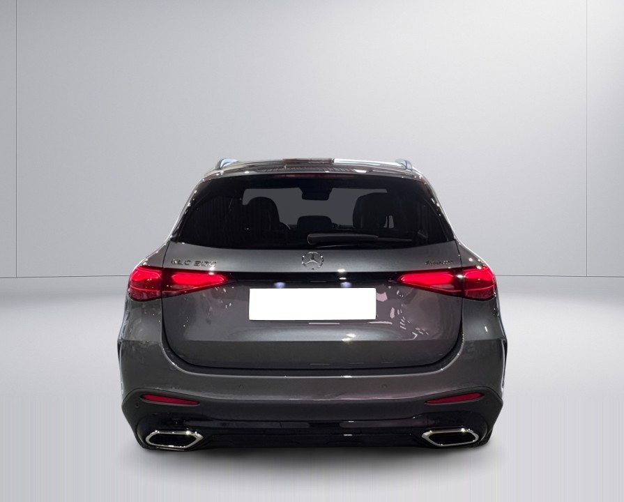 MERCEDES-BENZ GLC 2023 — imagine 4