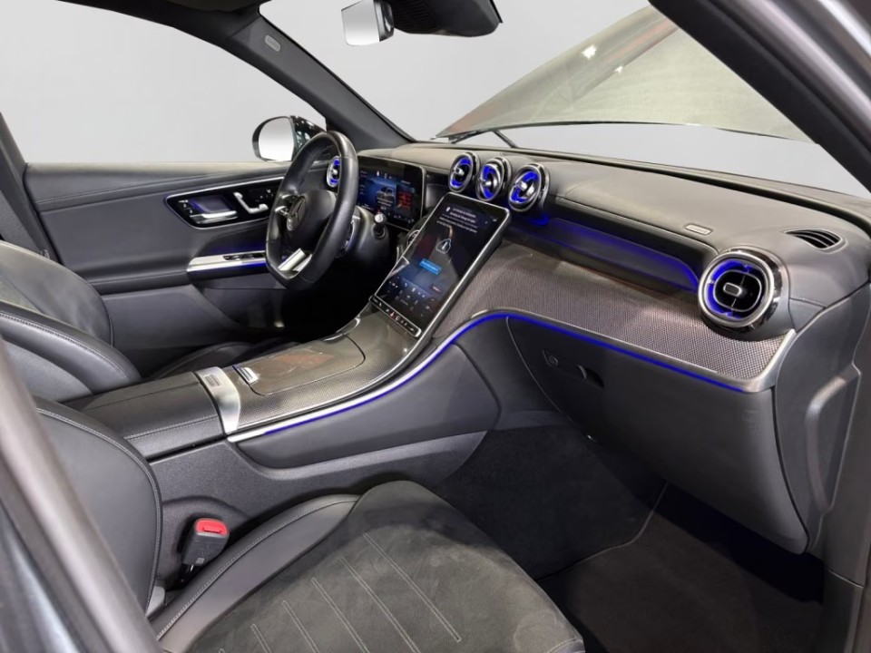Mercedes-Benz GLC 300 4MATIC AMG Line - foto 11