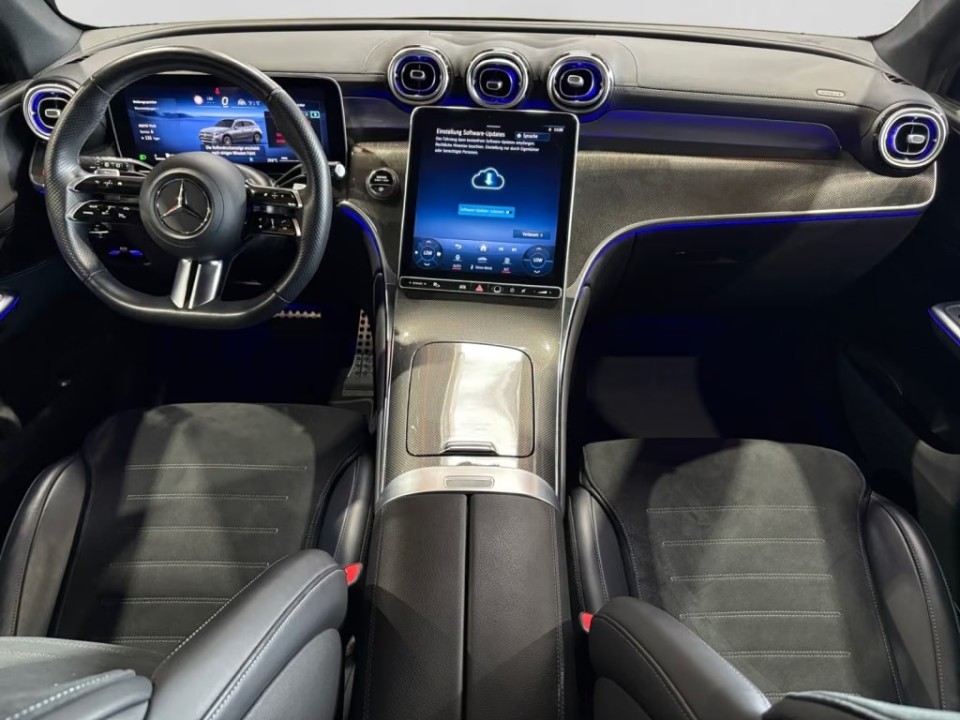 Mercedes-Benz GLC 300 4MATIC AMG Line - foto 12