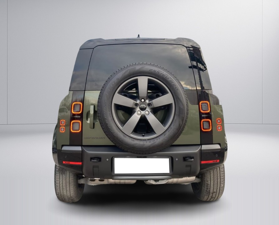 Land Rover Defender 110 D350 X-Dynamic HSE (4)