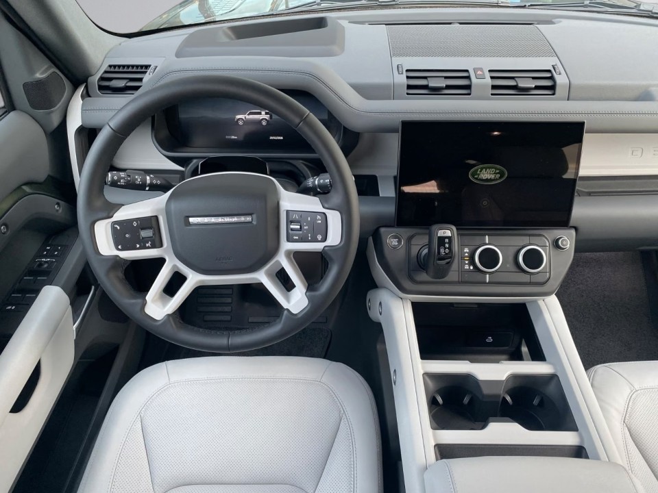 Land Rover Defender 110 D350 X-Dynamic HSE - foto 11