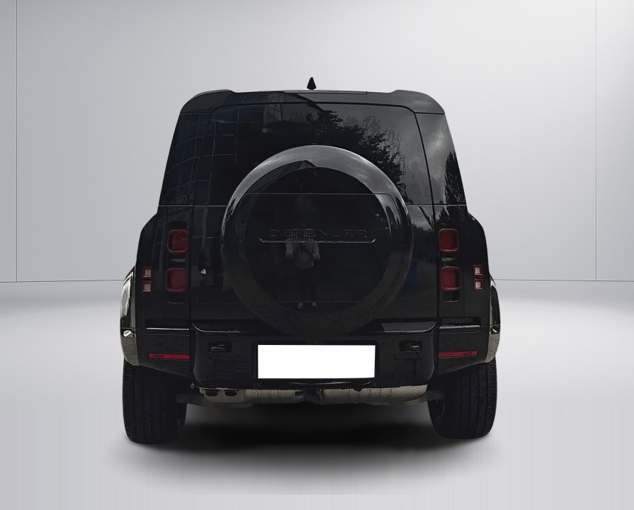 Land Rover Defender 110 D300 X-Dynamic SE (5)
