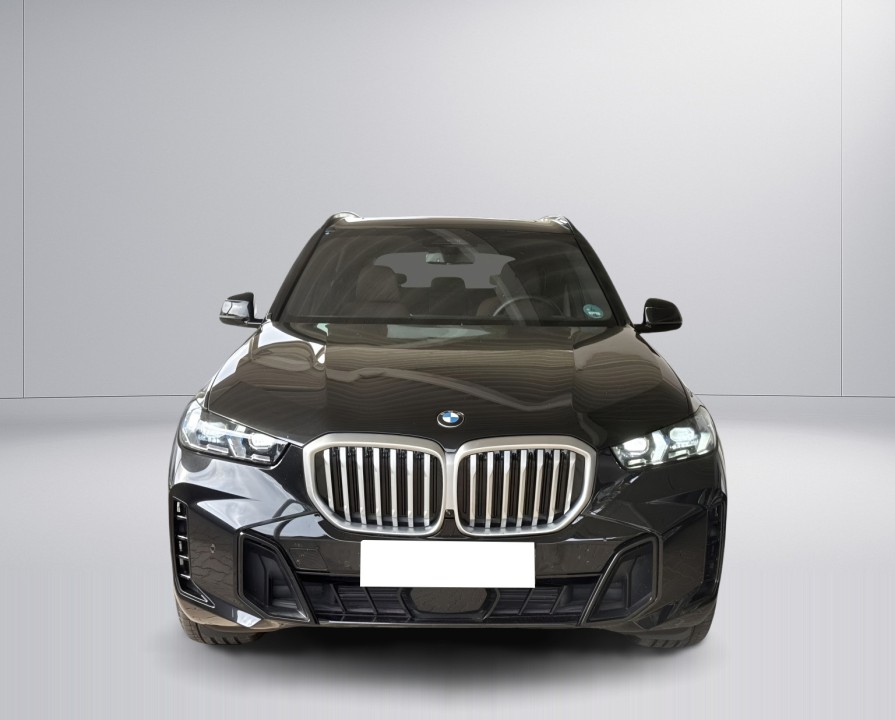 BMW X5 xDrive30d M-Sport (2)