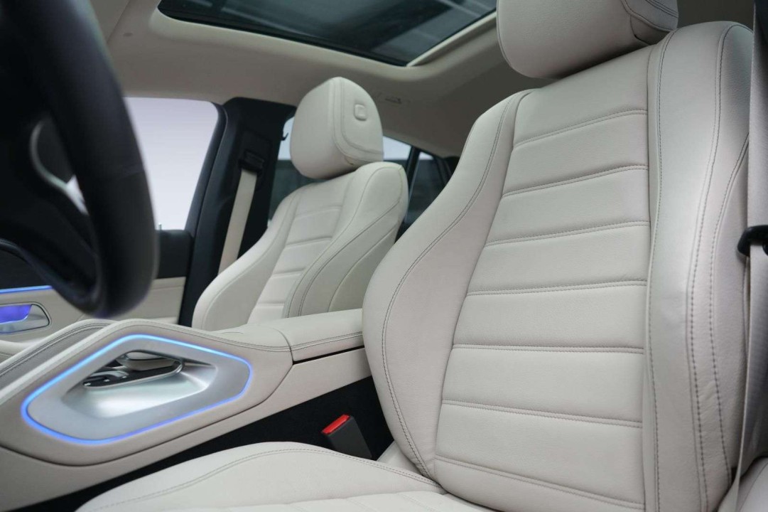 Mercedes-Benz GLE Coupé 300d 4MATIC AMG Line - foto 8