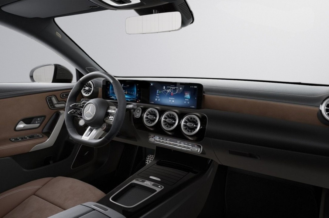 Mercedes-Benz CLA 45 S AMG 4MATIC - foto 12