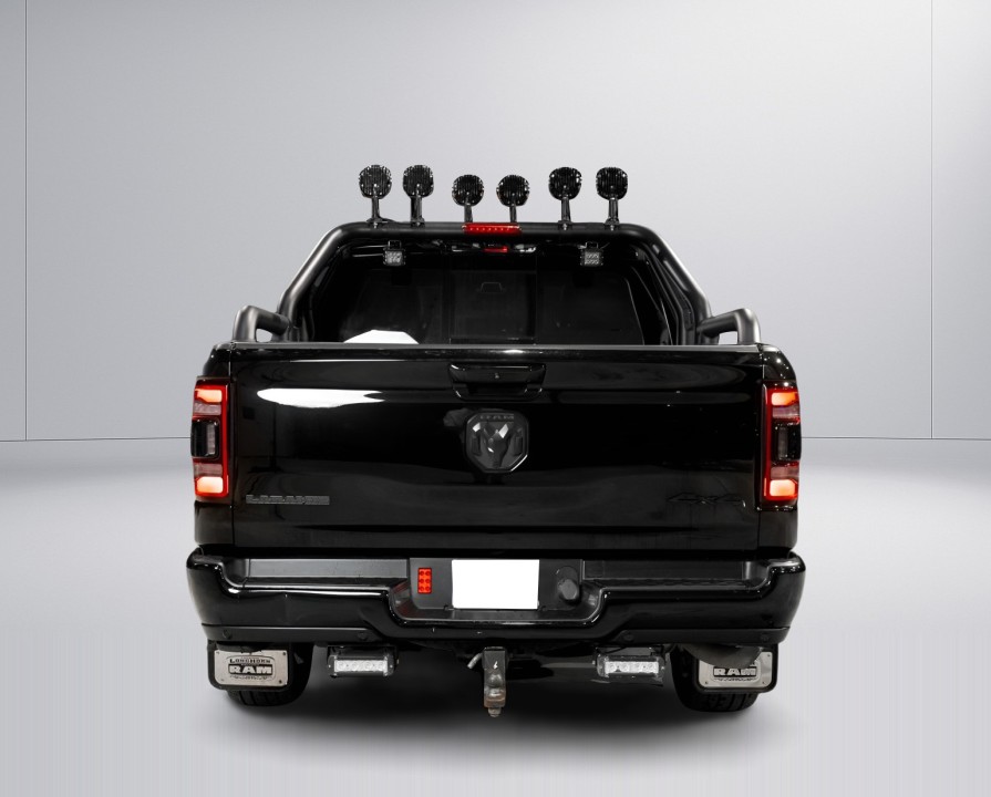 Dodge RAM 1500 Laramie 4x4 (3)