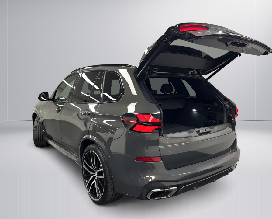 BMW X5 xDrive 50e M-Sport (5)