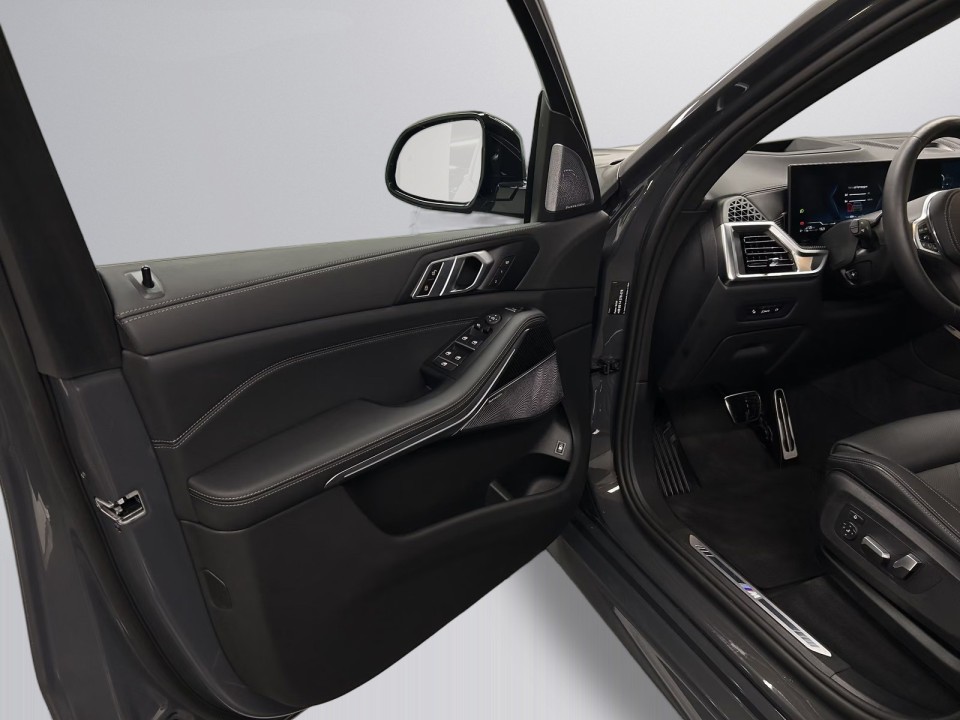 BMW X5 xDrive 50e M-Sport - foto 37