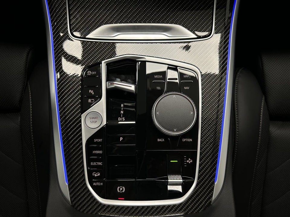 BMW X5 xDrive 50e M-Sport - foto 24