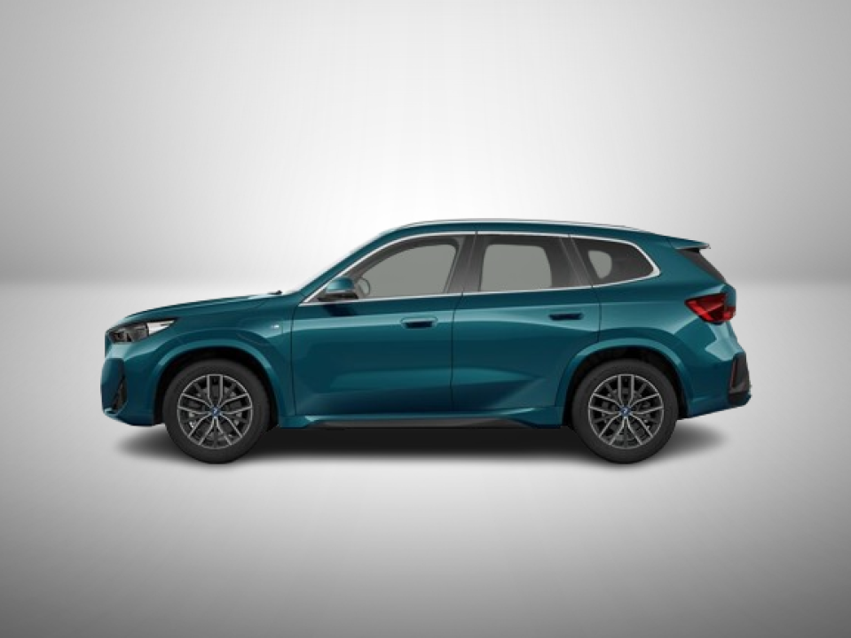 BMW X1 xDrive 30e (2)