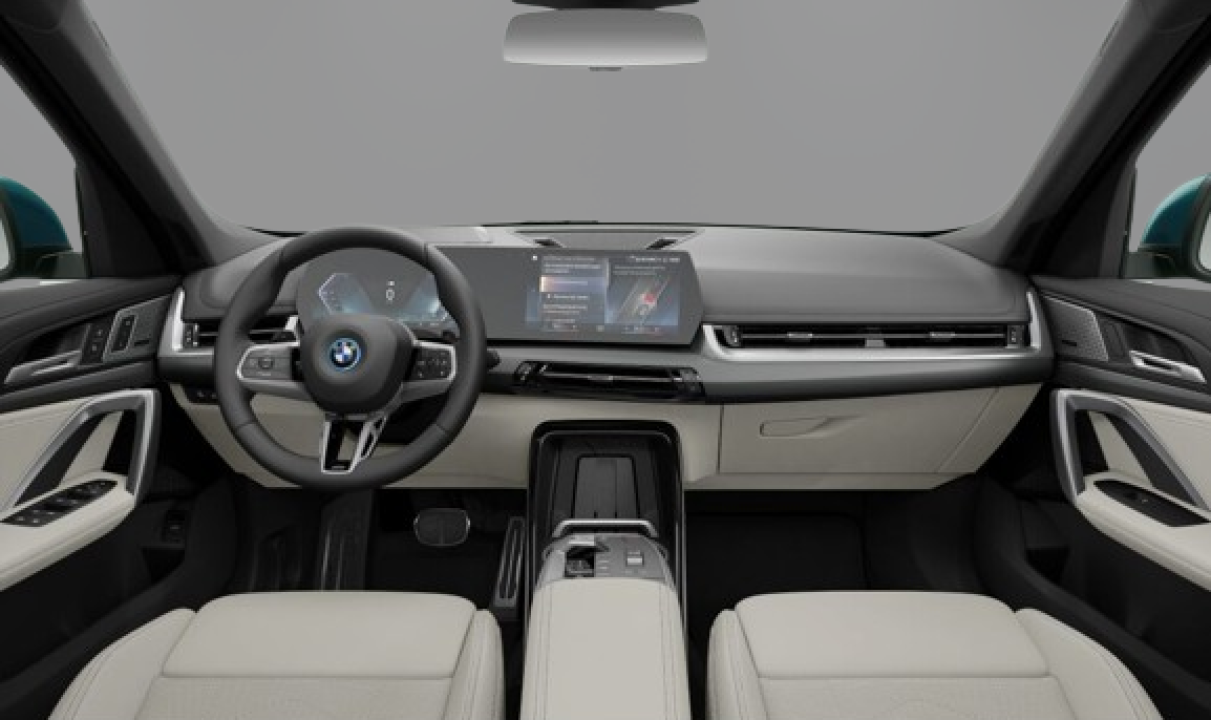 BMW X1 xDrive 30e (3)