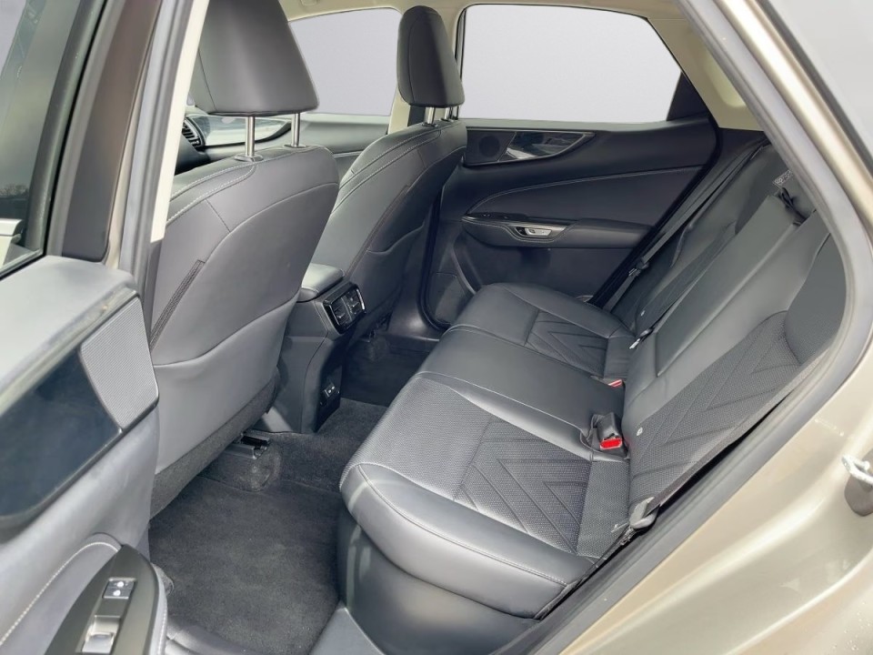 Lexus NX 350h Executive Line - foto 13