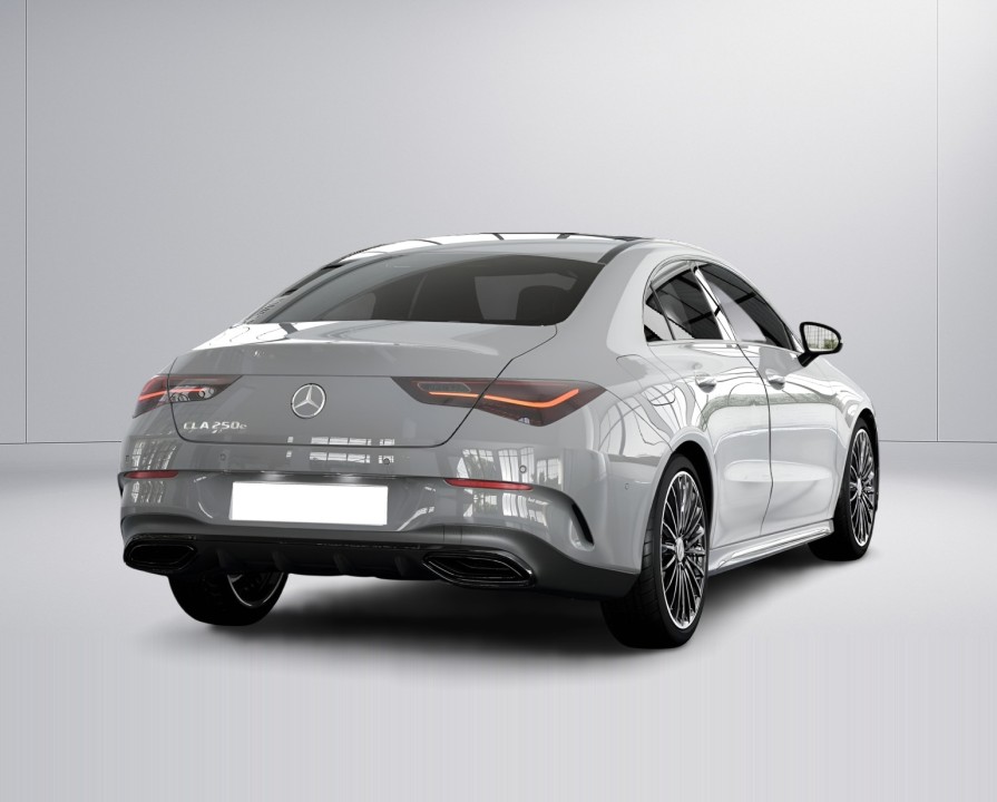 Mercedes-Benz CLA 250 e Hybrid - foto 6