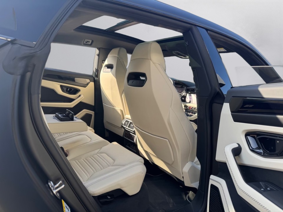Lamborghini URUS SE - foto 35