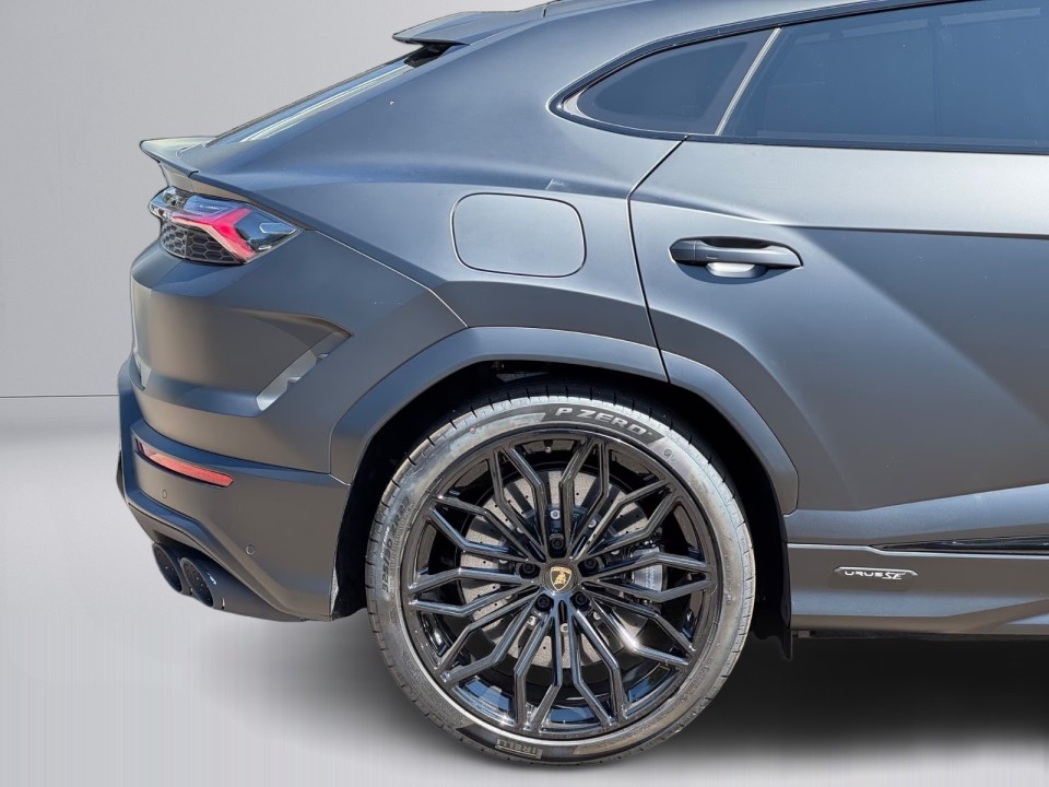 Lamborghini URUS SE - foto 42