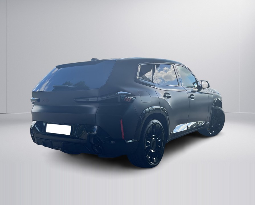 BMW XM Label (2)