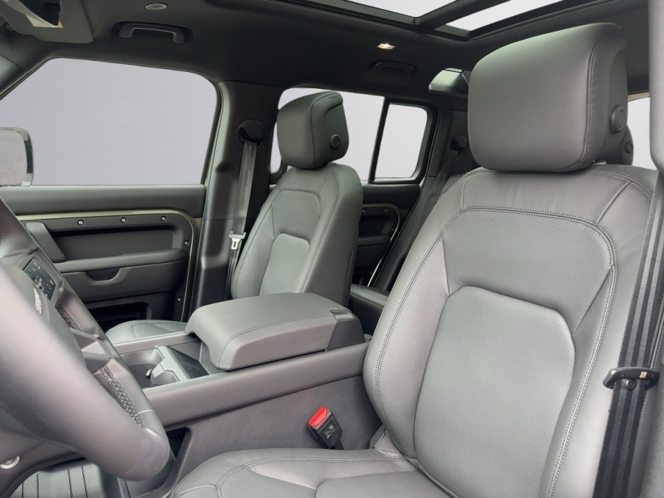 Land Rover Defender 110 D300 X-Dynamic HSE - foto 7