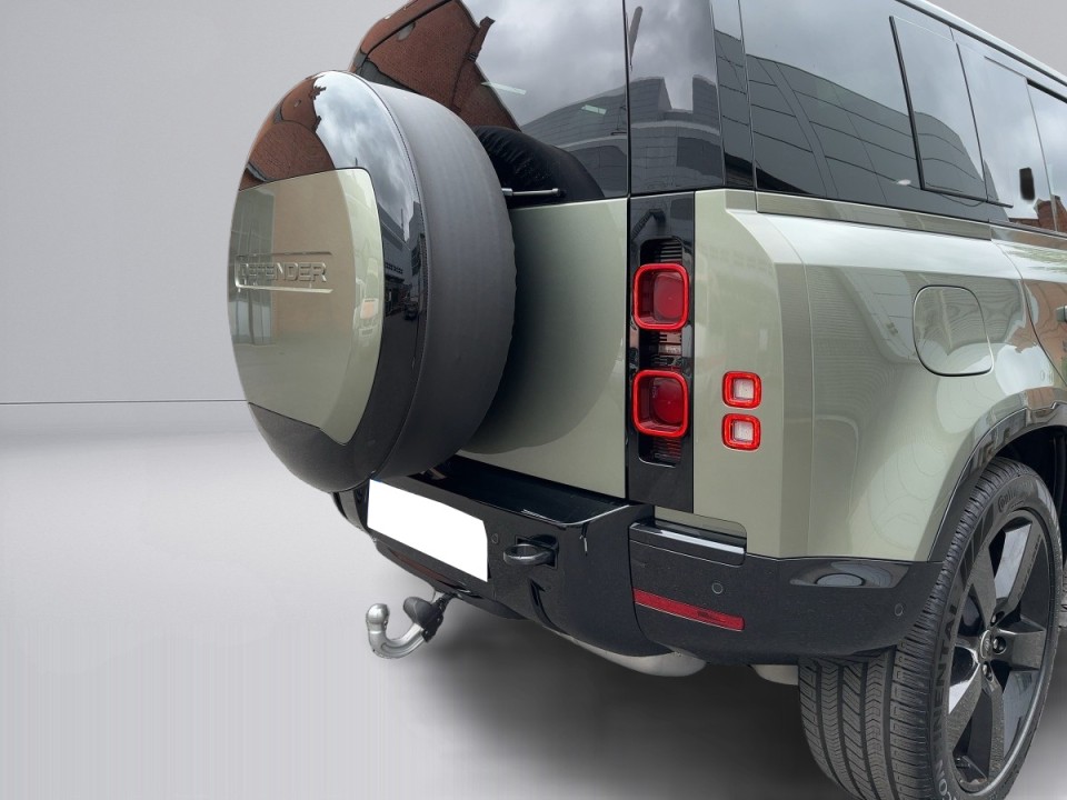 Land Rover Defender 110 D300 X-Dynamic HSE - foto 15