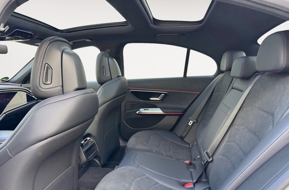 Mercedes-Benz E 300e AMG Line - foto 10