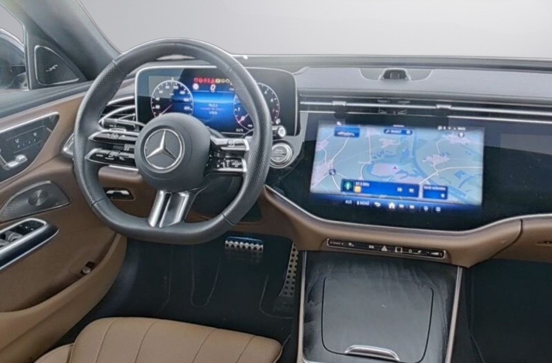 Mercedes-Benz E 200 AMG Line - foto 6