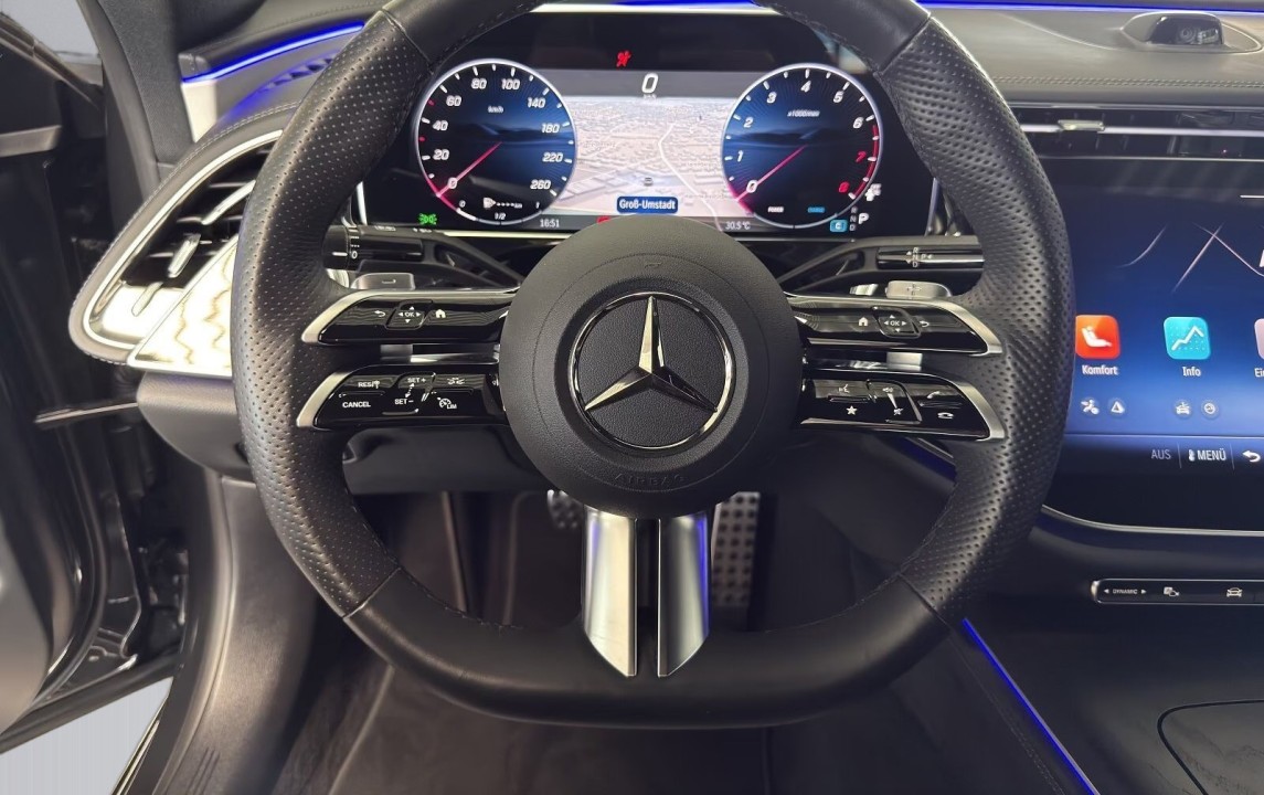 Mercedes-Benz E 200 AMG Line - foto 15