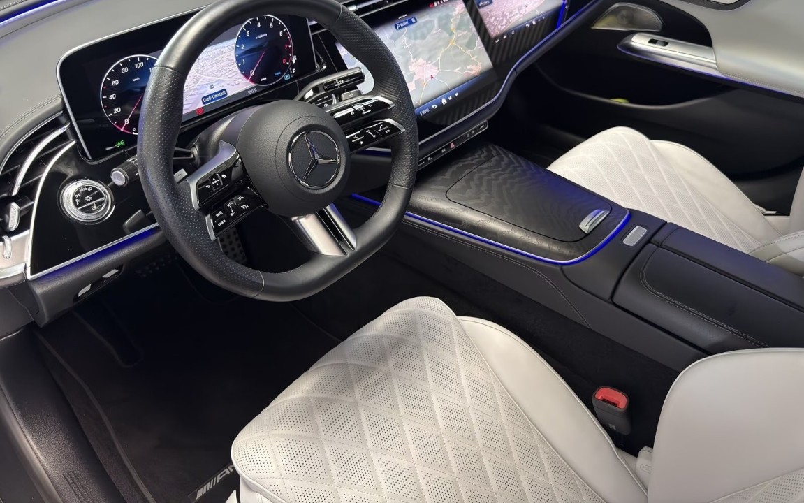 Mercedes-Benz E 200 AMG Line - foto 7
