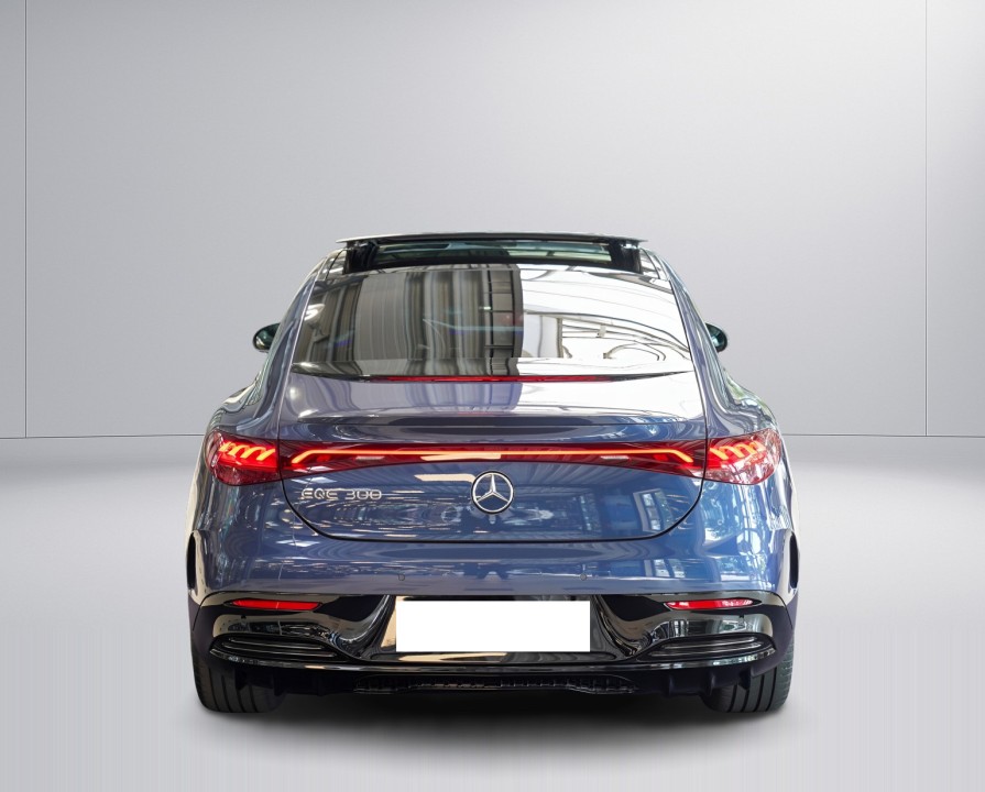Mercedes-Benz EQE 300 AMG Line (5)