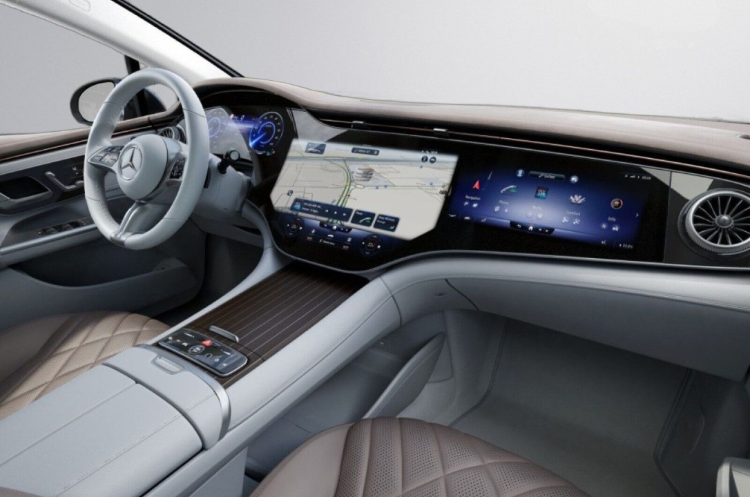 Mercedes-Benz EQE 300 AMG Line - foto 9