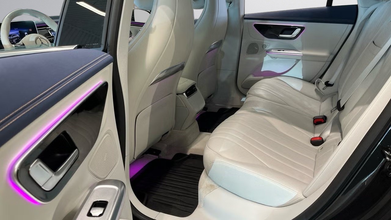 Mercedes-Benz EQE 350+ AMG Line - foto 10
