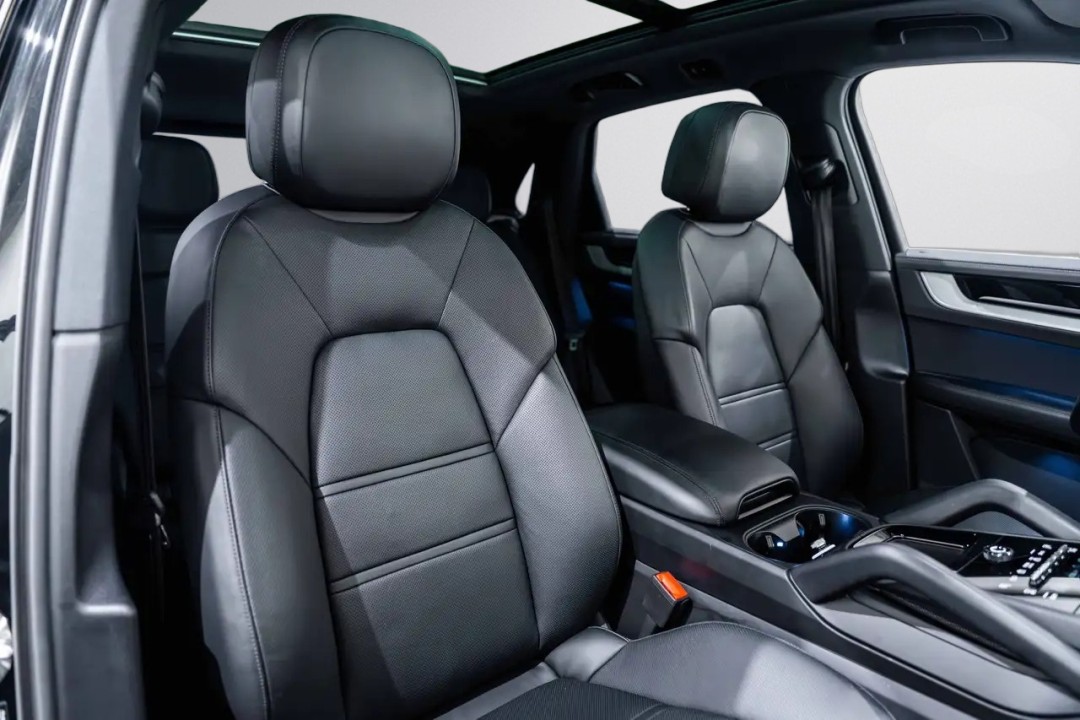 Porsche Cayenne Hybrid - foto 22