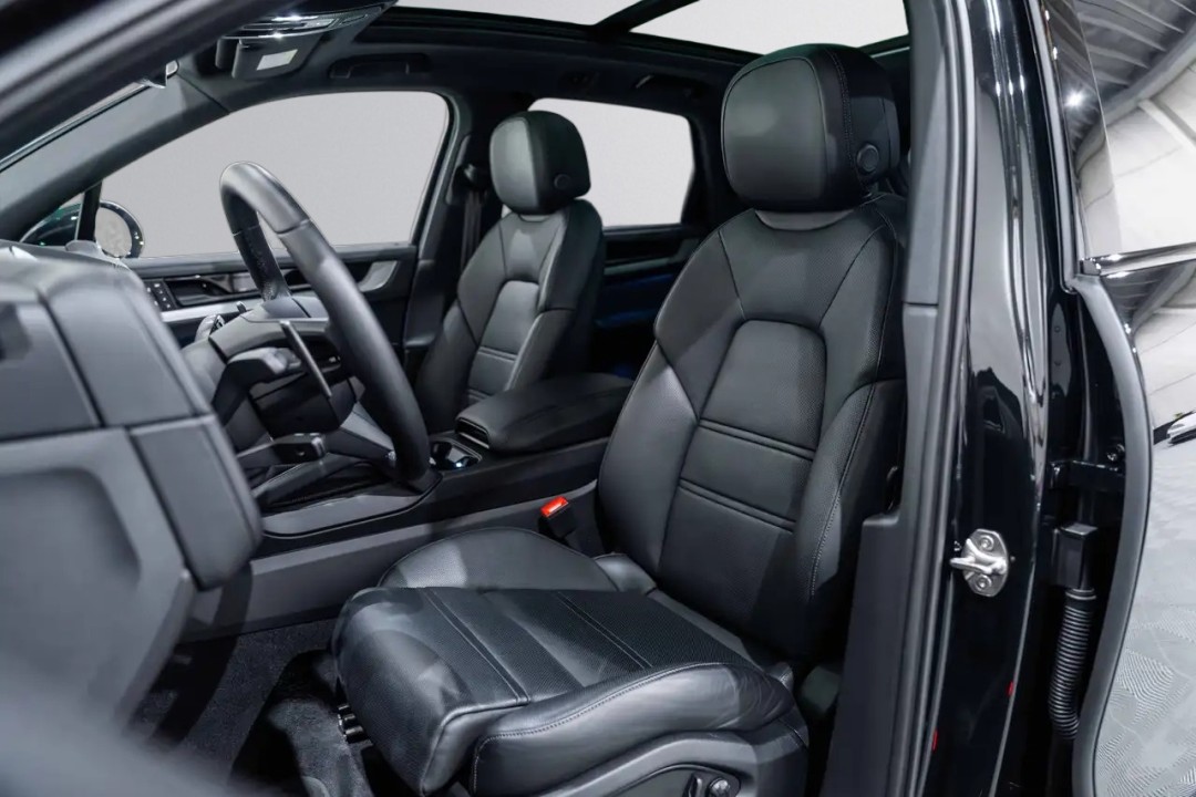 Porsche Cayenne Hybrid - foto 13
