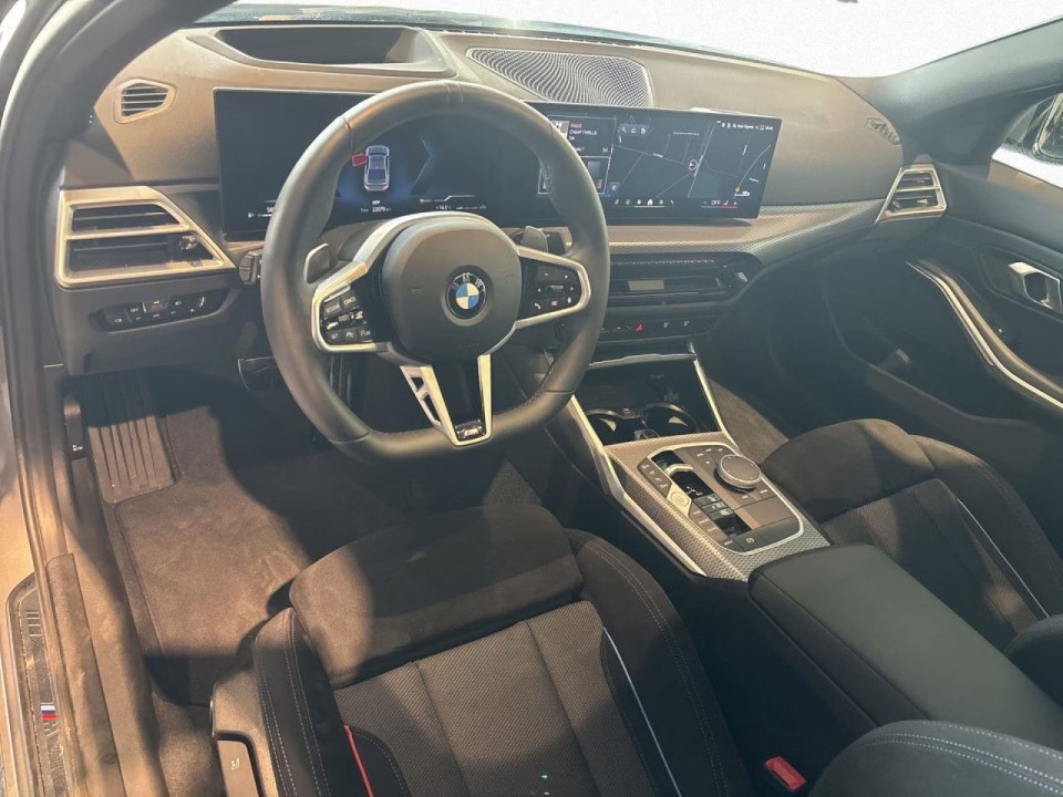 BMW Seria 3 320i M-Sport - foto 9