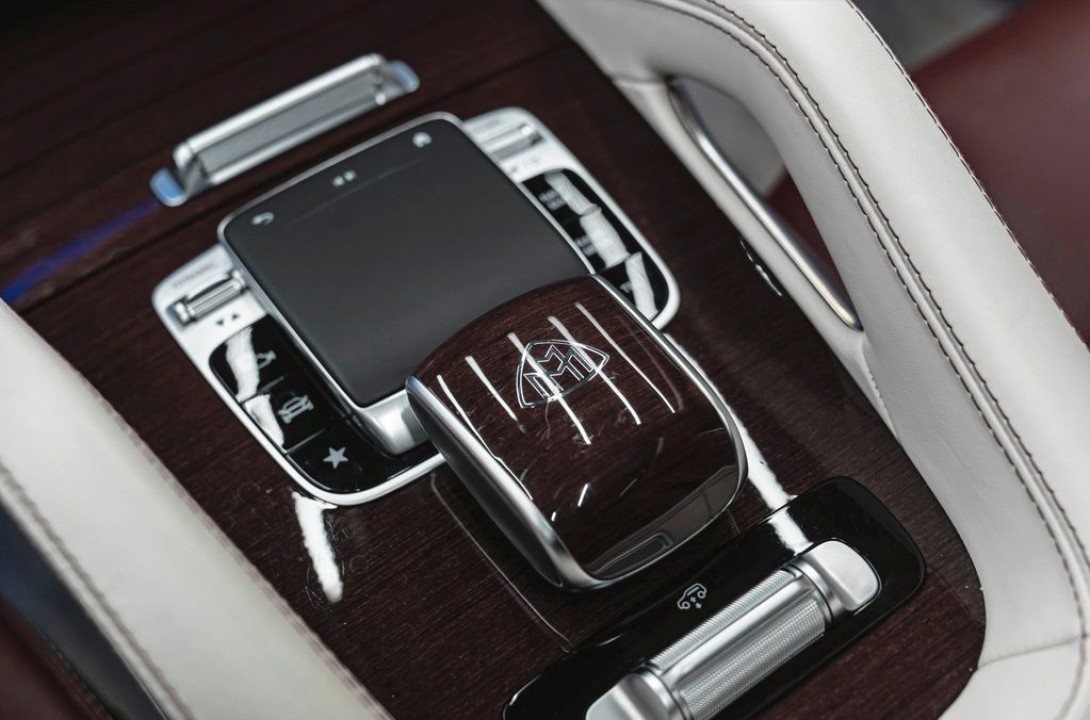 Mercedes-Benz GLS Maybach 600 - foto 10