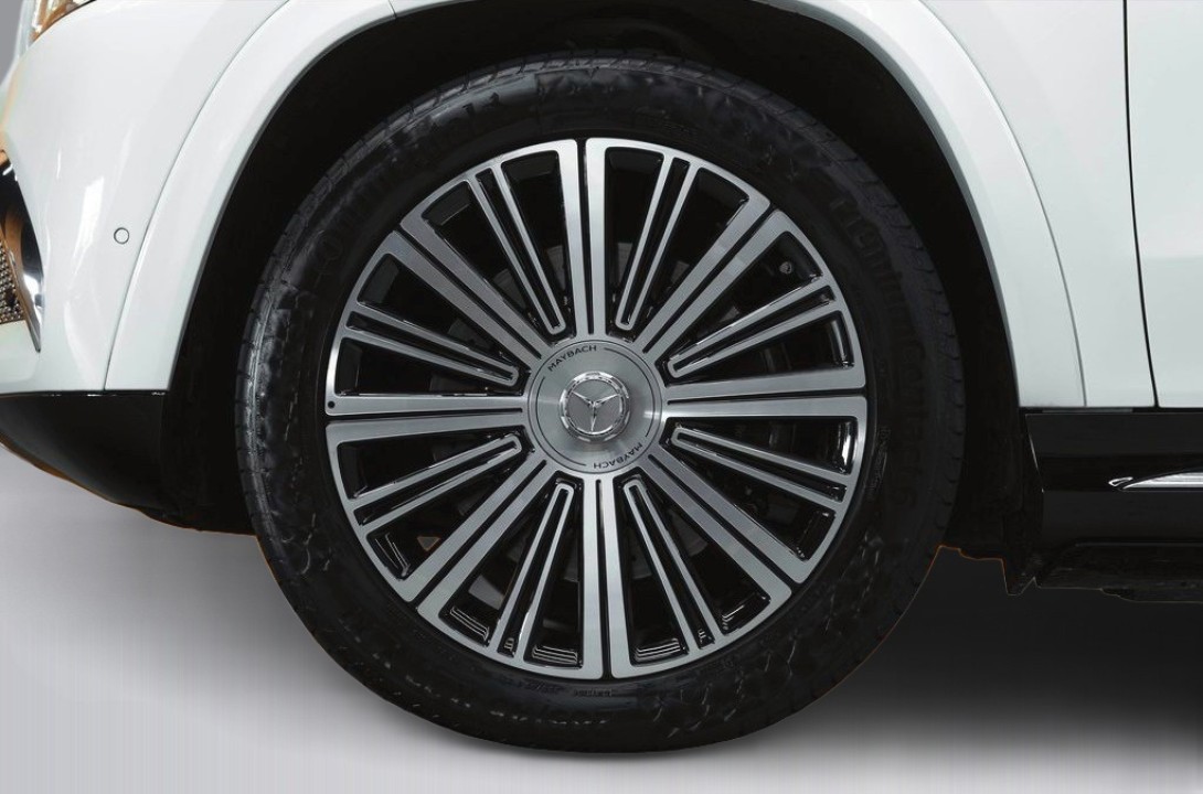 Mercedes-Benz GLS Maybach 600 - foto 33